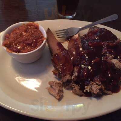 Speedway 805 Grill & Bar