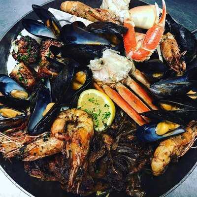 Harrigan's Cafe & Wine Deck