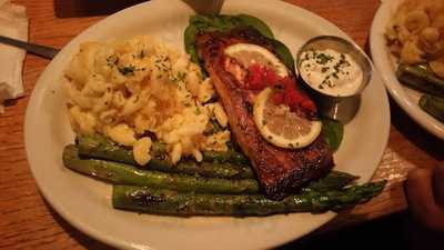 Robbie's Bar & Grill