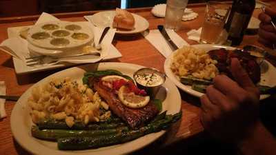 Robbie's Bar & Grill