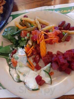 Hoss's Steak & Sea House