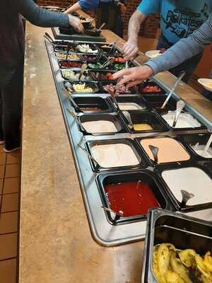 Hoss's Steak & Sea House