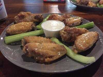 The Draft Sports Bar And Grill