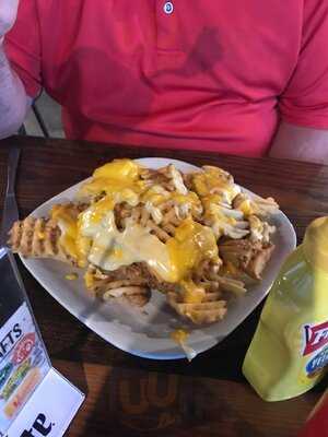 The Draft Sports Bar And Grill