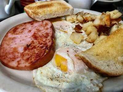 Molly's Restaurant And Carry Out