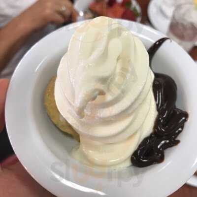 Golden Corral Buffet And Grill