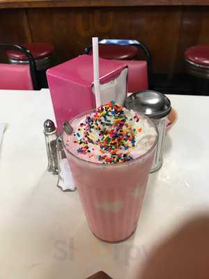 Paul's Confectionery