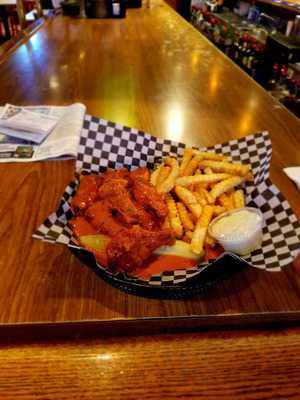 Muddy Rivers Bar & Grill