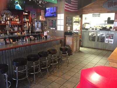 Moe's Original Bar B Que