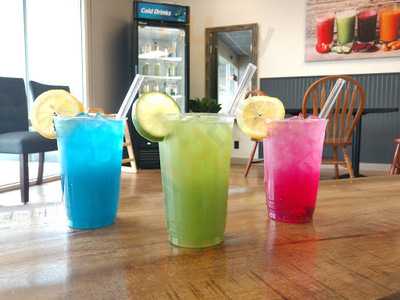 4 Roots Juice Bar And Cafe