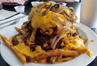 Uncle Bo's Handburgers And Deli