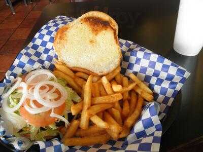 Uncle Bo's Handburgers And Deli