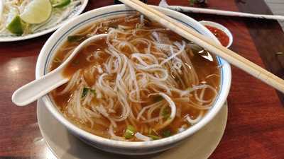 Golden Noodle And Grill