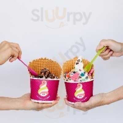 Menchie's Frozen Yogurt