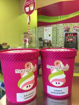 Menchie's Frozen Yogurt