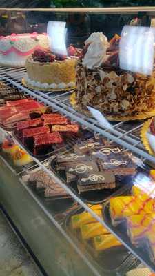 Pinecrest Bakery - Homestead