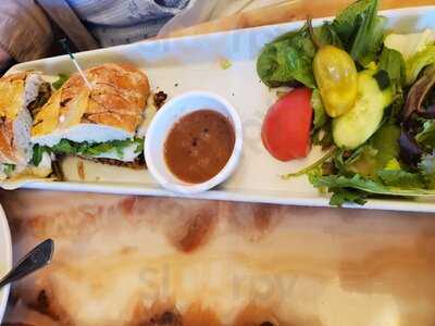 Buongusto Pizza Restaurant & Catering