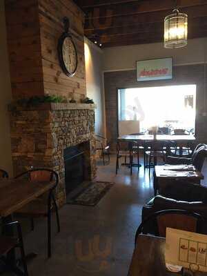 The Vine Cafe And Market