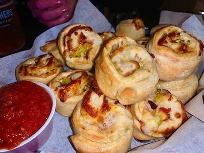 Half Brothers Brewing Co