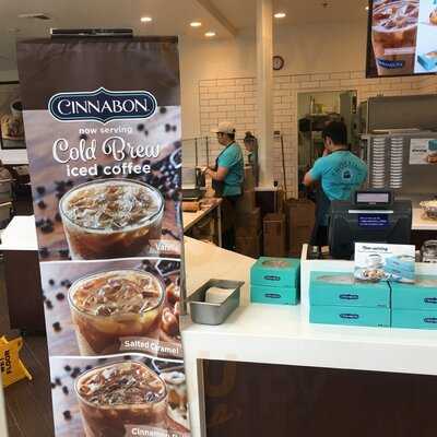 Cinnabon