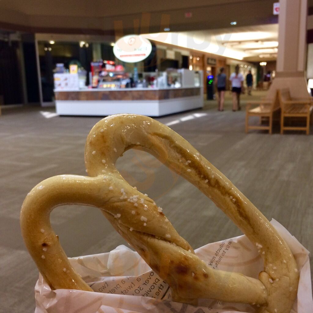 Pretzel Maker