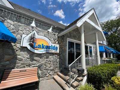 Lakeside Restaurant And Bar