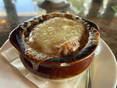 Lakeside Restaurant And Bar