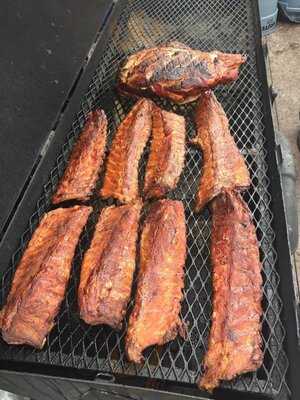 Woodside Bar And Grill