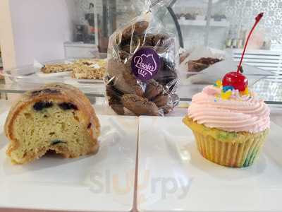 Paola's Pastries
