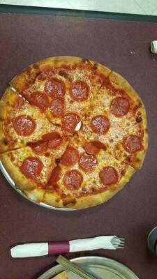 Caretti's Pizza & Italian Restaurant