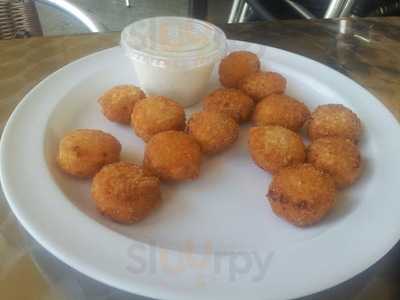 Mama Mia Pizza And Sandwich Shop