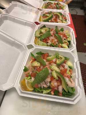 Islander's Restaurant And Bar