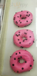 Donuts & More