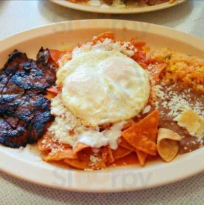 El Huarache De Dona Chela Restaurant