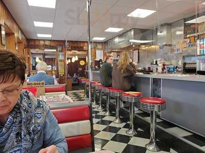 Tom & Joe's Restaurant