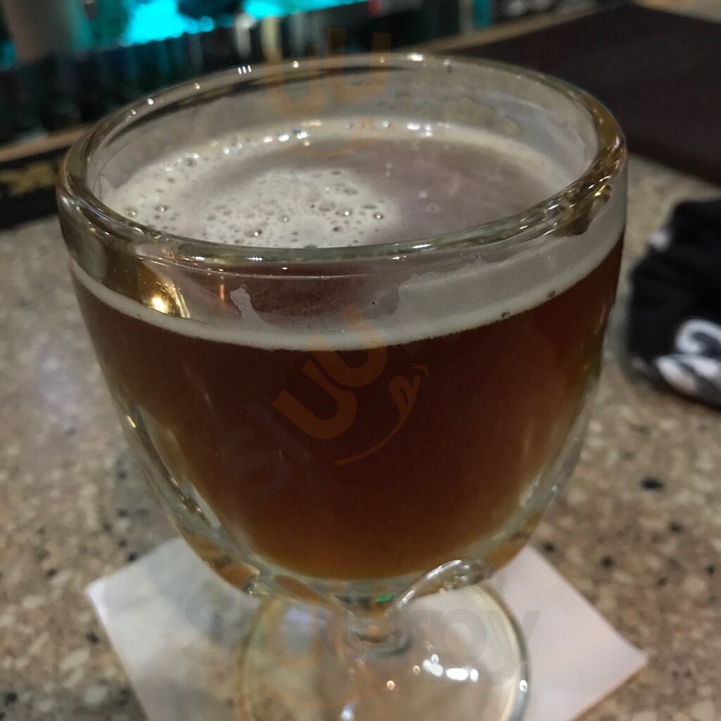 Marzoni's Brick Oven & Brewing Co.