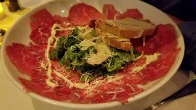 Oli's Fashion Cuisine & Bar