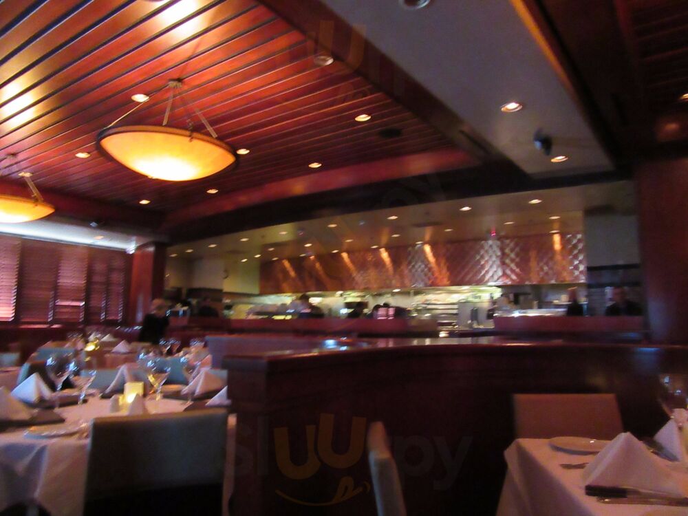 Fleming's Prime Steakhouse & Wine Bar