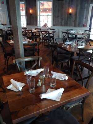 The Spotted Horse Tavern