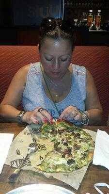 Pyros Fire Fresh Pizza