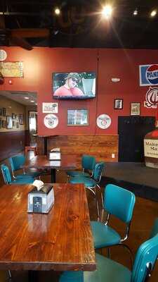 Moe's Original Bar B Que