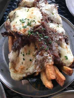 The Black Duck Cask And Bottle