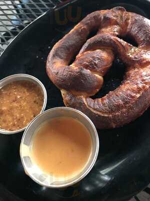 The Black Duck Cask And Bottle