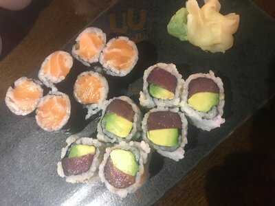 Pink Sumo Sushi & Sake Cafe