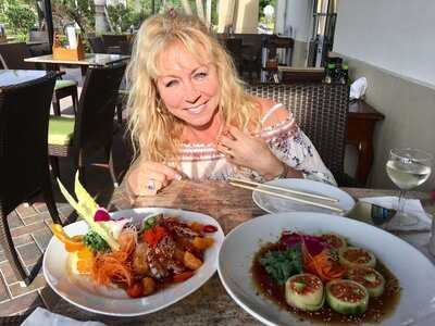 Tub Tim Thai & Sushi