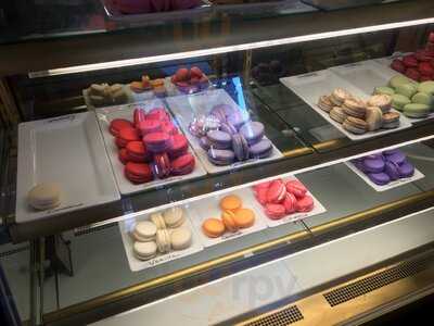 Helena's Chocolate Cafe & Creperie