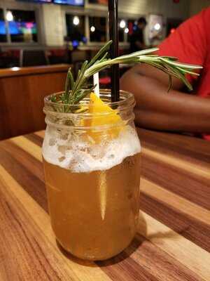 Smokey Bones Wellington