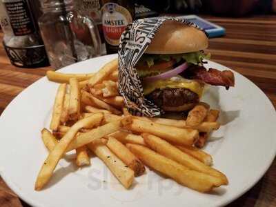 Smokey Bones Wellington