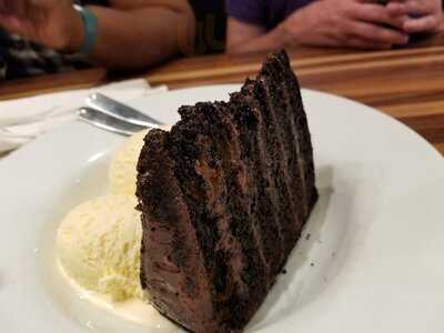 Smokey Bones Wellington