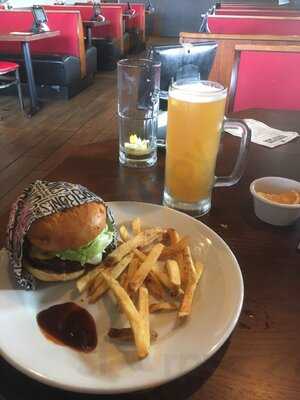 Smokey Bones Wellington